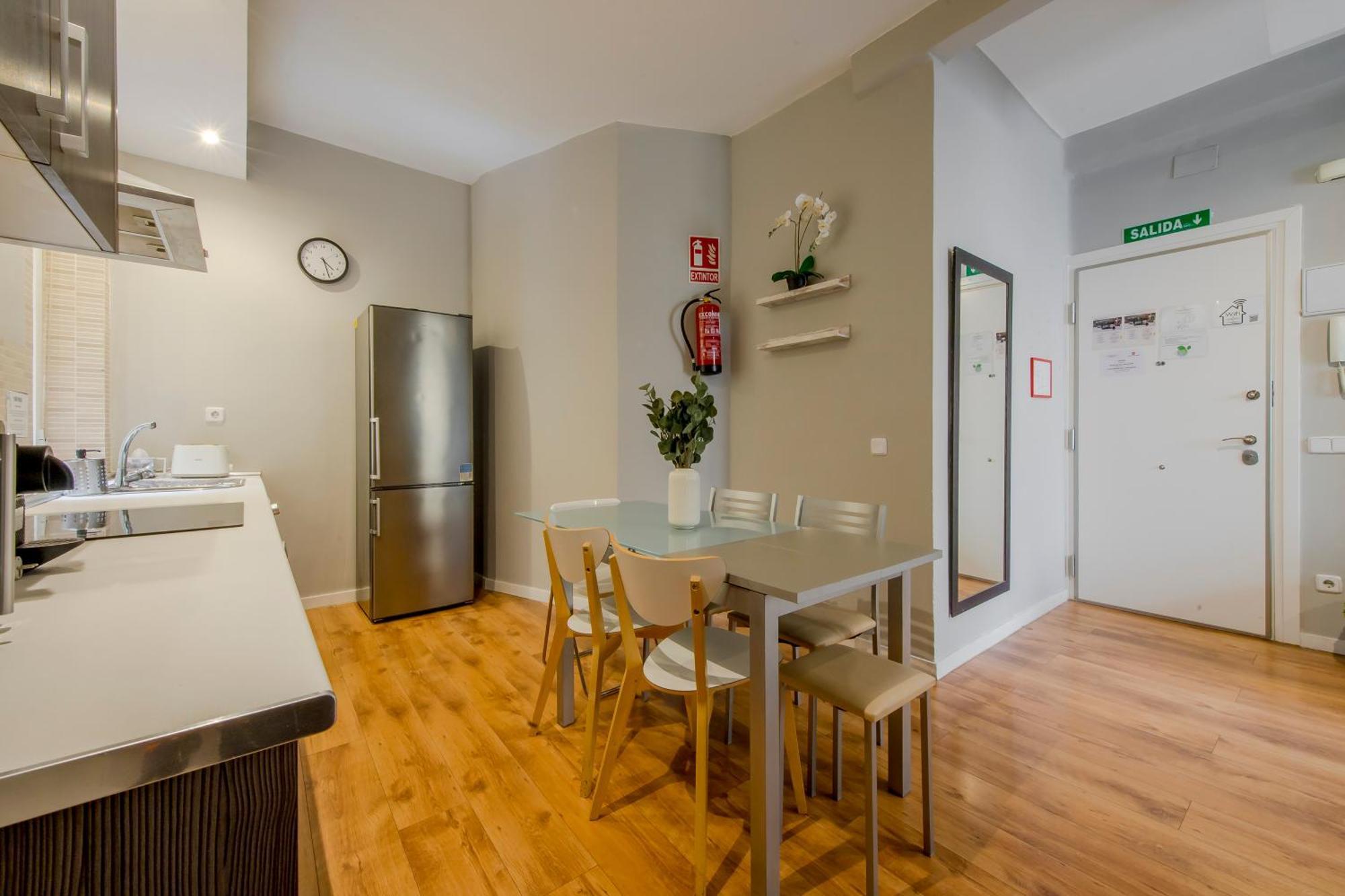 Excelente Piso De 3 Habitaciones En La Latina-Centro Madryt Zewnętrze zdjęcie